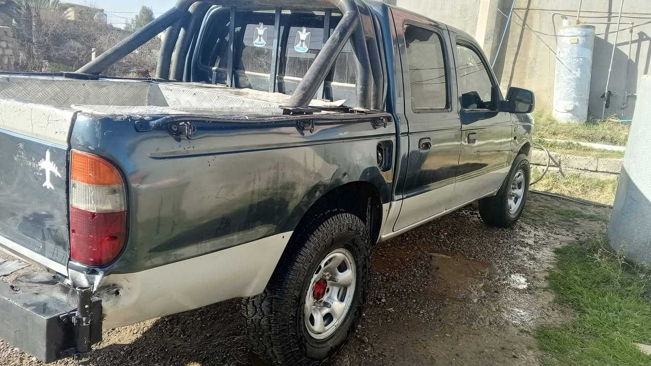 السلام عليكم للبيع او مراوس بيكم فورد موديل 2006مامسجل ما مكصوص كير ومحرك في في تي شرط صدر جديد تبريد شغال  للبيع او مراوس السعر 25$ للاستفسار ***********
