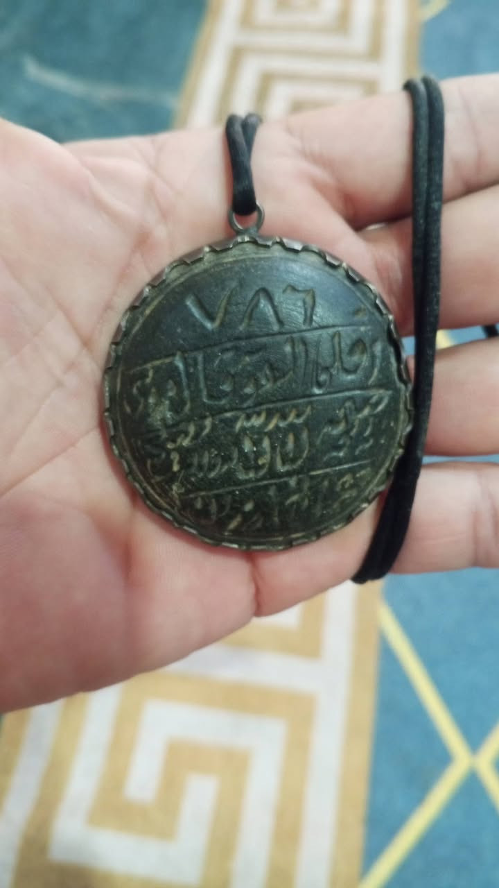 السلام عليكم عباس اباد قديم لبيع قيم واخذ مكاني بغداد ***********
