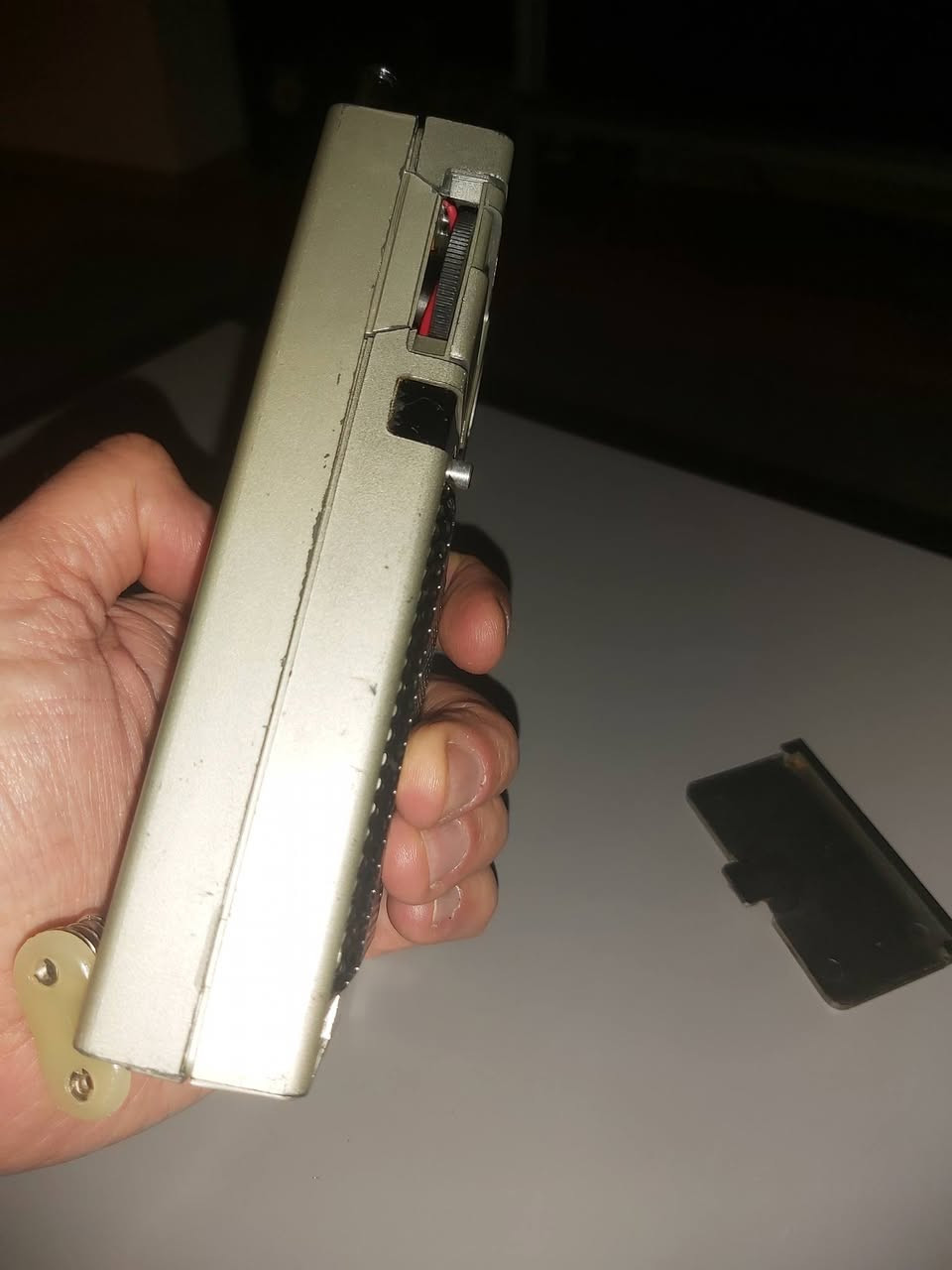 RADIO HERU 
انتاج هونك كونك 1985
موجتين MW FM
بطلرية قلم عدد 2 
نظافة 75-80%
السعر 30 الف
#الجميع


**إذا كنت صاحب هذا الإعلان وتريد حذفه لأي سبب، رجاءا أرسل رسالة إلى الدعم الفني**