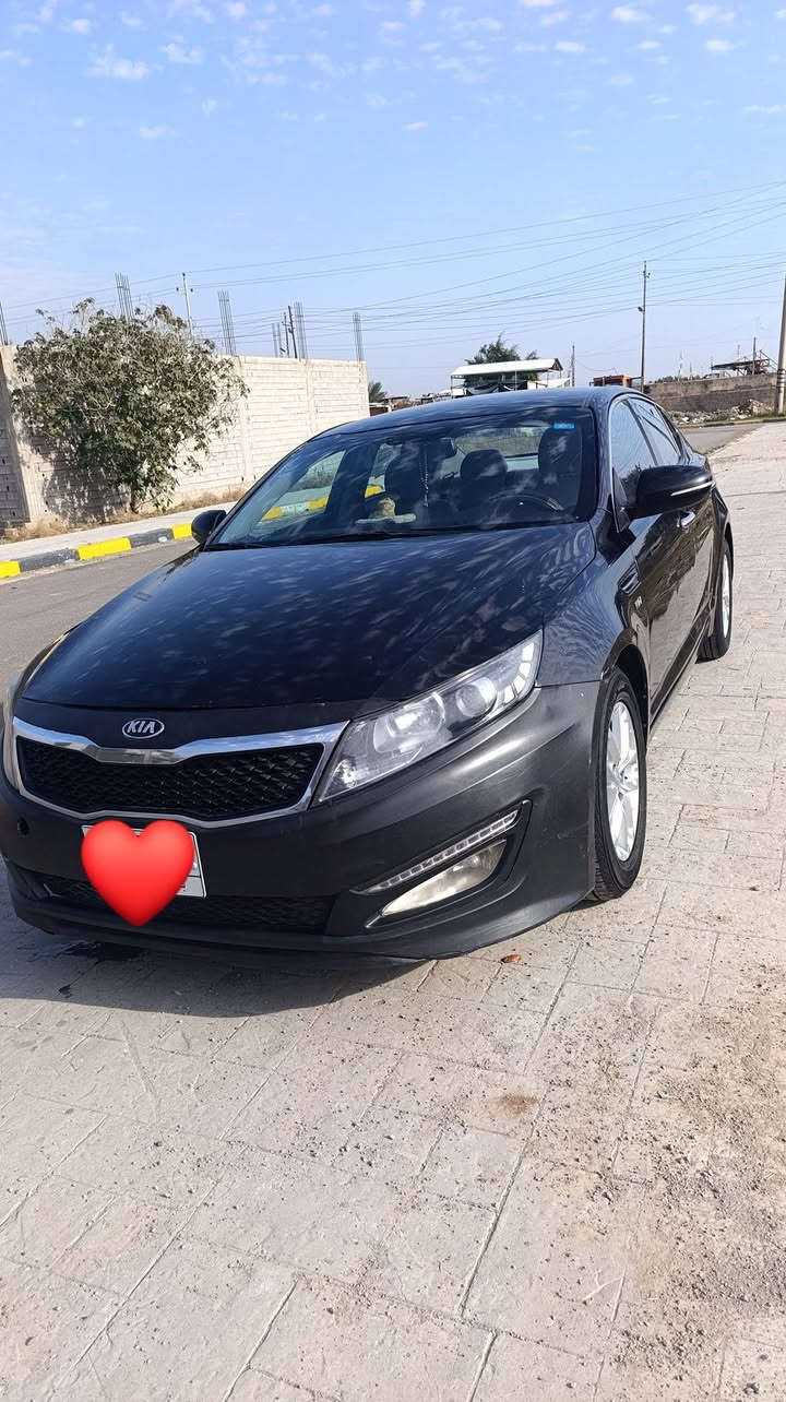سلام عليكم كيا اوبتيما رقم بغداد  2013 امريكي السياره مصبوغه عام حادثه قبق جنطه السياره جاهزه محرك كير خير من الله حداديه جديده تخم تاير جديد تدفه تبريد كله جاهز. السعر 90
(الرقم ***********) مداور ثاني يوم باسمي السياره
