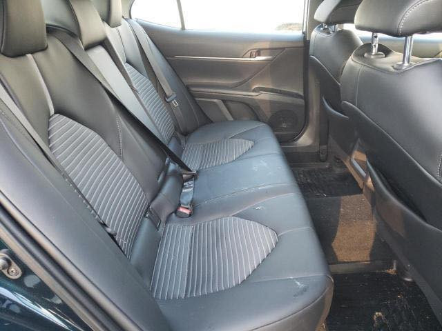 السلام عليكم 
كامري وارد موديل 2020 
ماشية 100 الف كيلو متر 
الفئه SE 
فور ويل 
كشنات جلد تدفئه 
هند بيرك كهرباء 
ستيرن هيتر 
شاشة العداد دجتل 
الضرر فقط بنيد مبدل بلادي 
صبغ هلال الجامع خلف السائق فقط 
ايرباكات سليمه بشرط
السعر 18700 $
مكان السيارة اربيل 
معرض المثنى 
رقم الهاتف ***********
