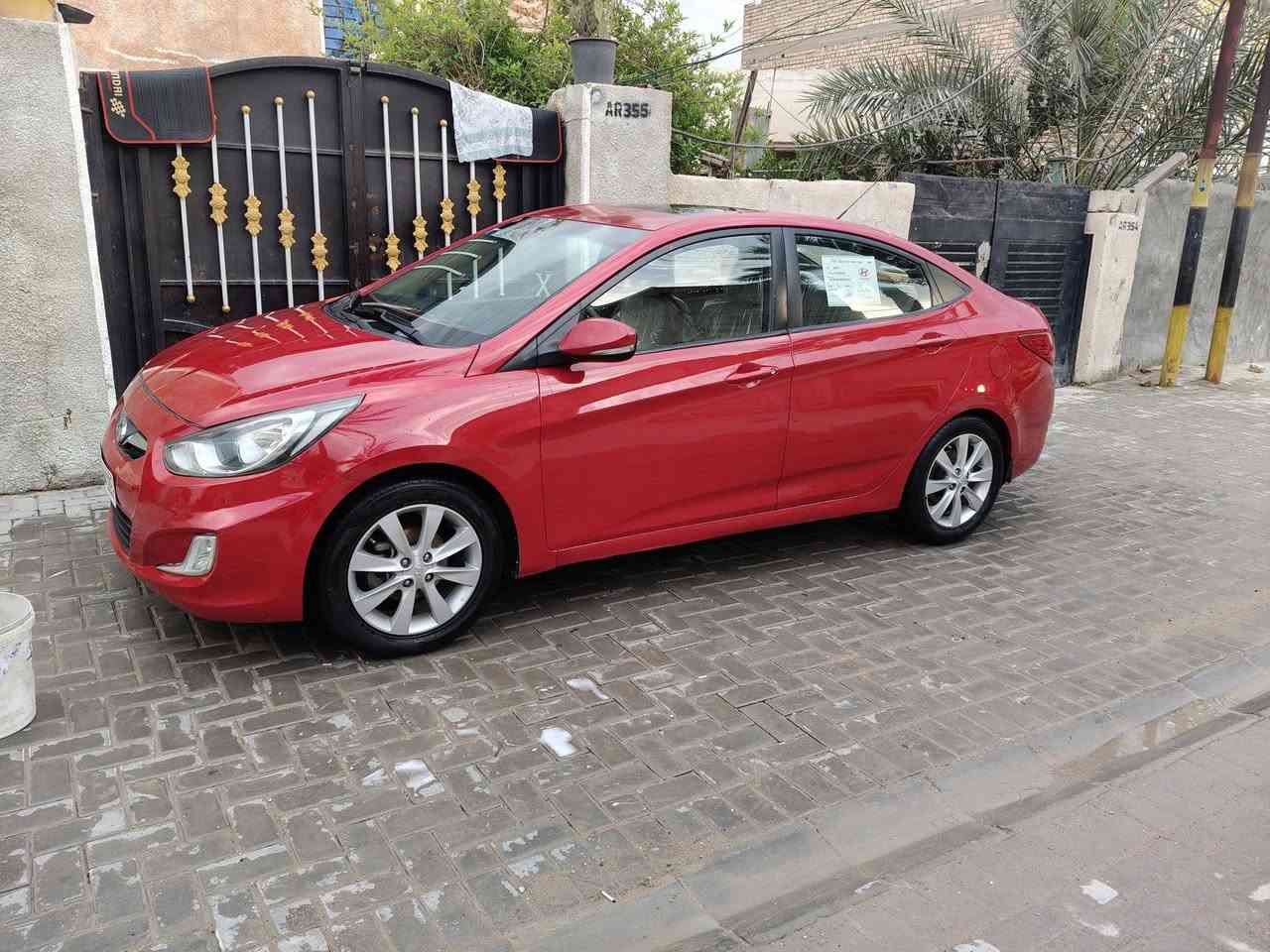 اكسنت 2015 خليجي فول مواصفات 
رقم بغداد نكليزي السنويه30
كير ومكينه وتبريد خير من الله ماشيه 173 تخم تاير جديد صدر جديد سياره جاهزة وما بيها كل نقص 
السياره بيها 4قطع صبغ ابيع حزام العنوان بغداد البياع السعر 87وبيها مجال قليل 
***********
