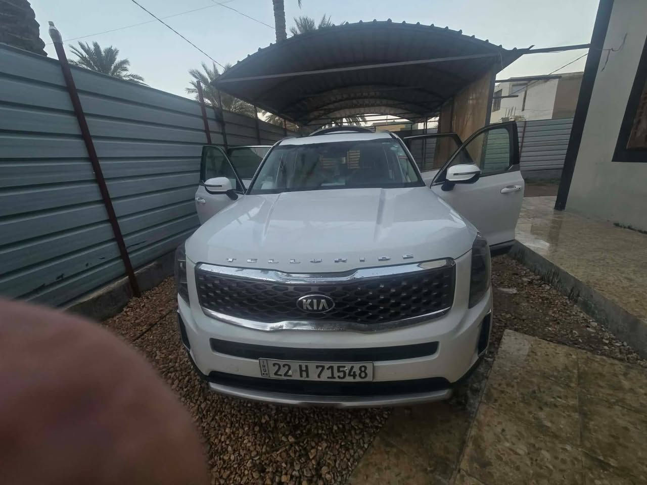 السلام عليكم
كيا تلورايد موديل 2020
تفاصيل داخل المنشور فول سياره 
بسمي هزه جديده ورقم سنويه بسم***********
