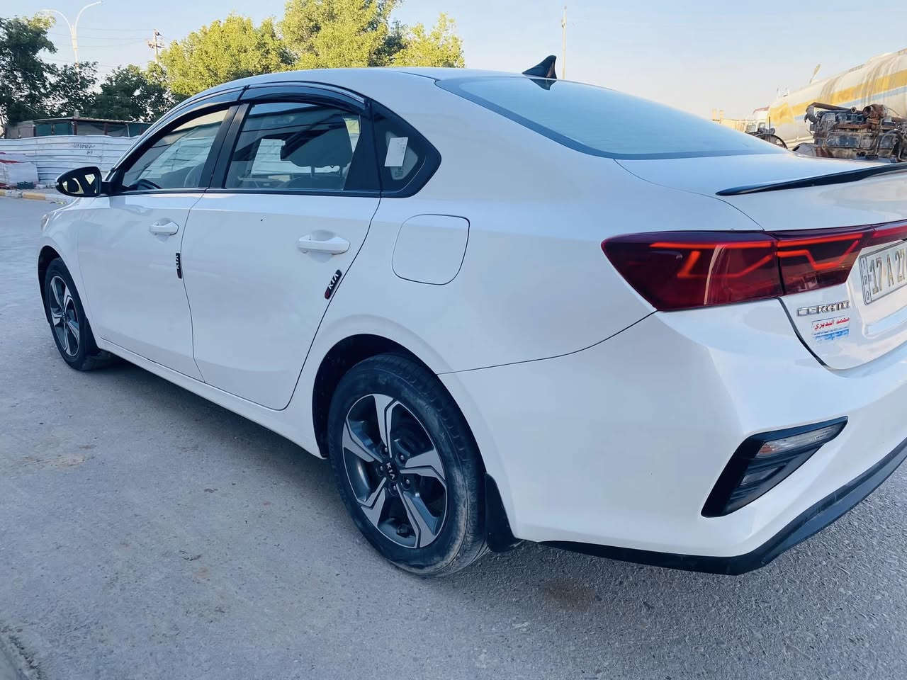 سلام عليكم سيراتو 2019 حرة مكفولة كفالة   مواصفات شاشة كامرة شاير بل مري مري شفط تحكم ستيرن ويلكب كروم دواخل بيجي رقم مثنى دولي مكان سيارة السماوة لستفسار ***********
