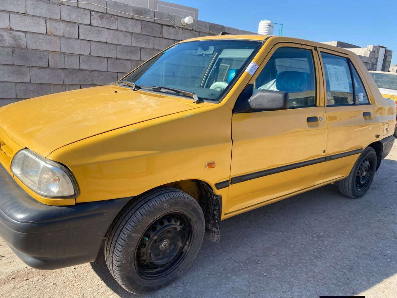 سايبه للبيع موديل ٢٠١٥ هيئه وغرامات صفر رقم انكليزي سنويه ل٢٠٣٠ صدر امامي وتاير امامي جديد منضومه غاز
بيه جاملغ امامي رش ومحرك بيه تبخير قليل سياره حلوه ونضيفه لسعر31  وبيه مجال لشراي
رقم ‏‪***********‬‏ 
لعنوان بغداد صليخ  تواصل على الرقم مستعجل على بيعتها
