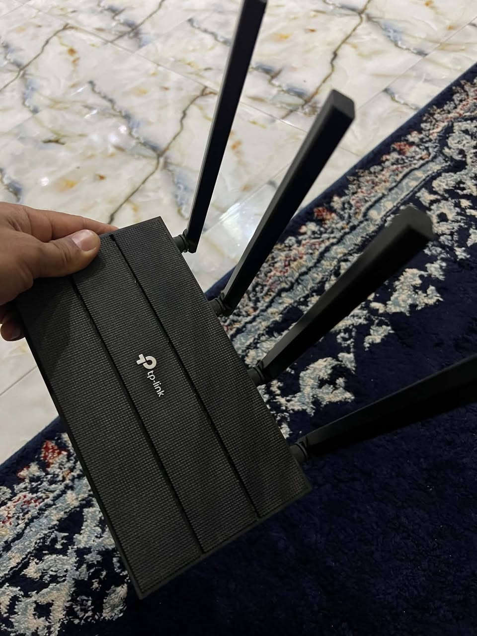 للبيع راوتر TP-Link Archer C80 AC1900
*الحالة*: مستعمل نظيف 100% شغال فل
*المواصفات*: 4 انتينات، ثنائي الحزمة 2.4G + 5G، سرعة 1900Mbps، يشغل + 20 جهاز او اكثر 
*الملحقات*: شاحن اصلي 12V
*السعر*: 50 الف دينار 
*المكان*: البصرة رقم  خاص


**إذا كنت صاحب هذا الإعلان وتريد حذفه لأي سبب، رجاءا أرسل رسالة إلى الدعم الفني**
