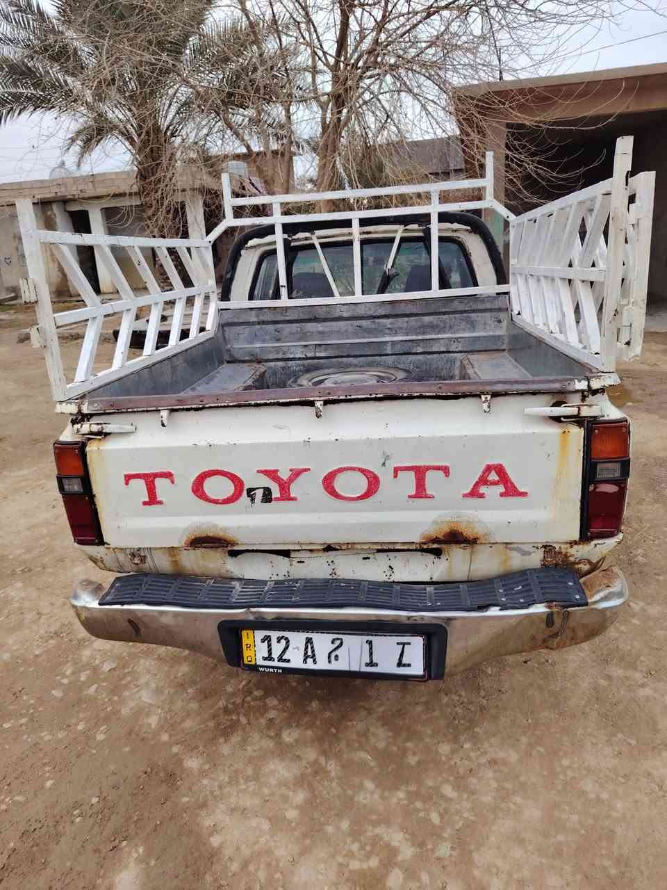 السلام عليكم
سيارة موديل 82 للبيع رقم نينوى انكليزي
شرط الوكالة والتحويل السعر 32 وبيها مجال
الاتصال على الرقم : ***********
