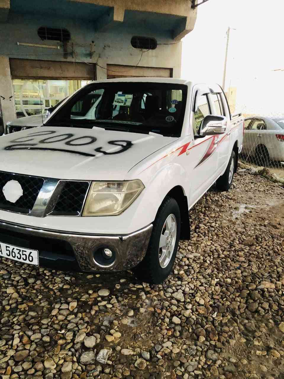 سلام عليكم 
البيع نيفاره موديل 2009
رقم بغداد بسمي 
كليزي 
بيه صبغ بنيد 
بيه باردات تخم تاير 
تبريد شغال 
محرك مجفت جديد 
رقم موبايل ***********
سعر 105
