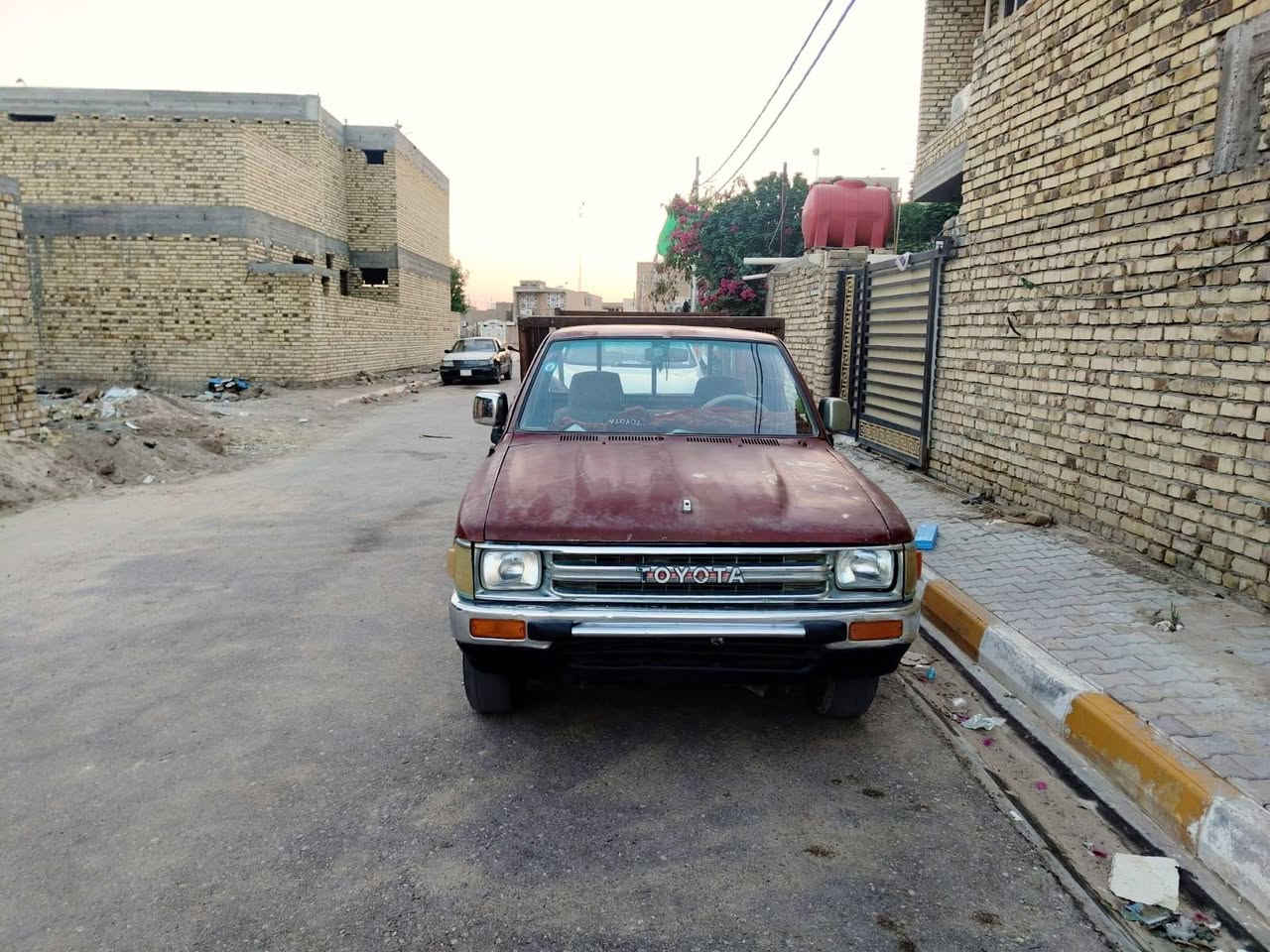 سلام عليكم سياره بيكم البيع موديل 90 رقم بغداد  نگليزي گير ومكينه وشاصي مكفولات لاتصال ***********
