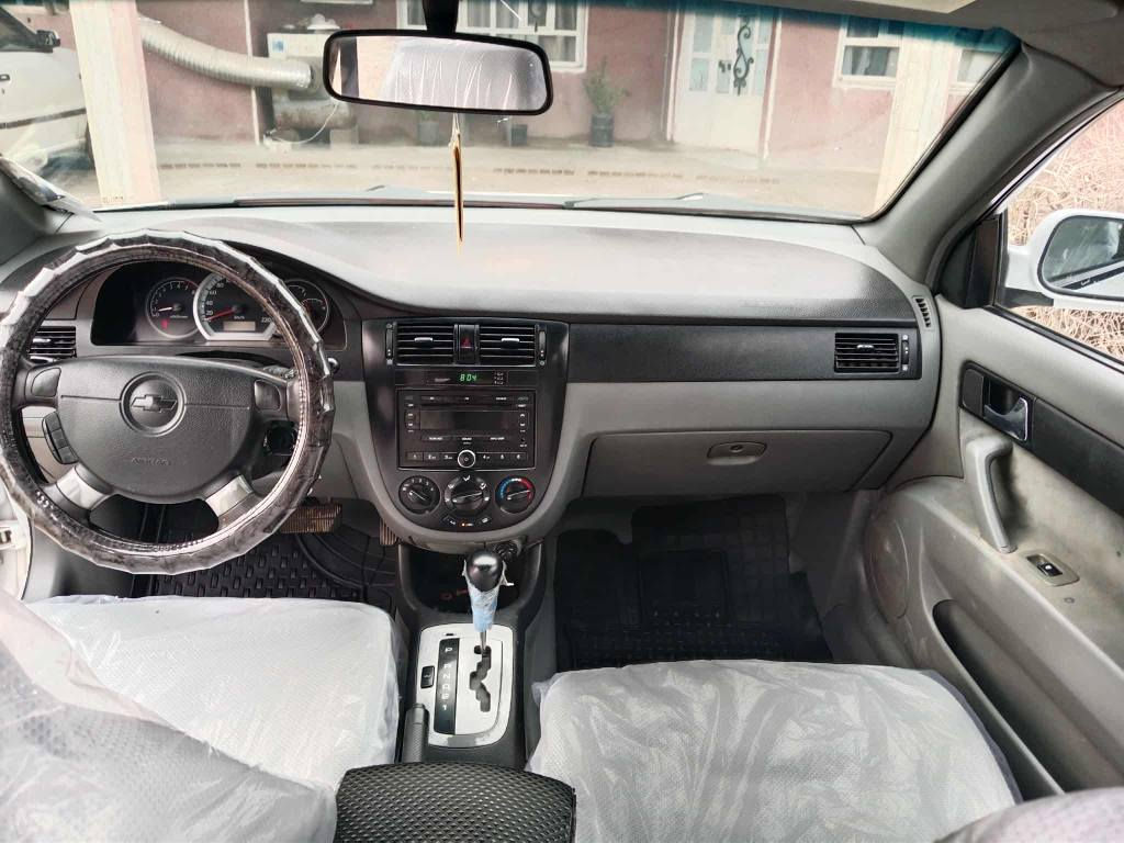 سيارة كفالة عدة شبر بالبنيد صبغ بدون معجون اثر شخوط 
صدر مكينة كير كفالة 
تبريد بلادي درجة أولا 
ويل كب رياضي 
داخل كلش جديد 
مكاني مرور الحسينية 
سعر ٩٣ وبيهة مجال بسيط 
غير متواجد بالفيس 
واتساب ***********
اتصال *********** بغداد, العراق
