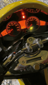 فورزه 0/10 دهن جديد قبل 3ايام بدلته امزويل ارقه نوعيه مي راديتر زيتي بانزين محسن دراجه خير من الله مكاني بغداد المدائن متواجد واتساب او اتصل عل رقم  ***********
