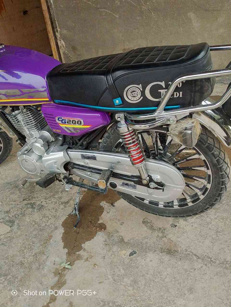 سلام عليكم دراجه ايراني سونك مكينه 200 بعدها زيرو ماشيه 1000 كيلو مكينه بجيس شلعه ومعدل موديل 25 نهايه ال 25 عارضها ب 875 بيها مجال حك جيتك مكاني بغداد رقمي ***********
