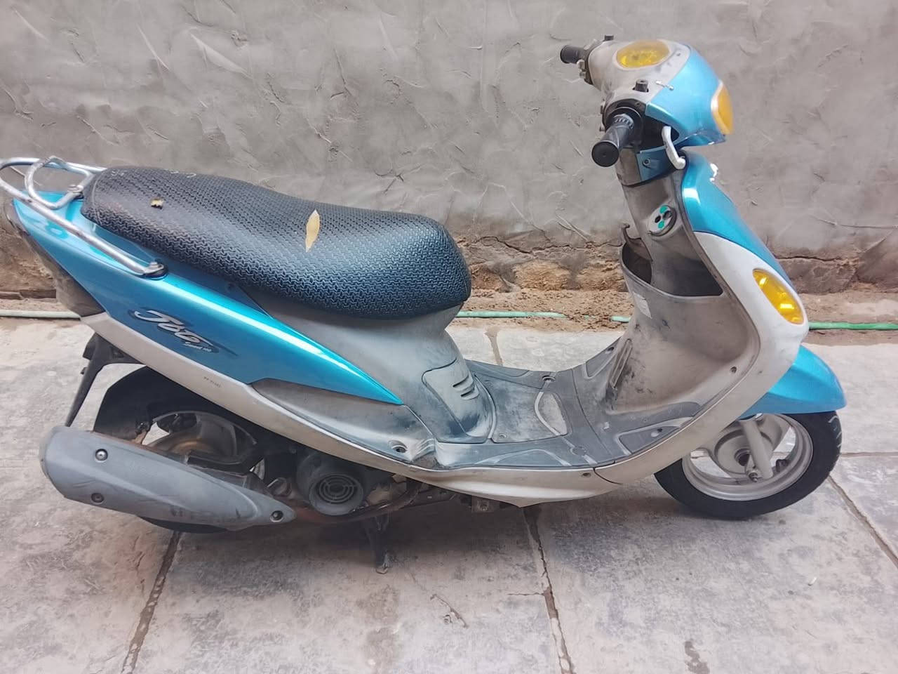 سلام عليكم درجة للبيع السعر على هاذا الرقم ***********
