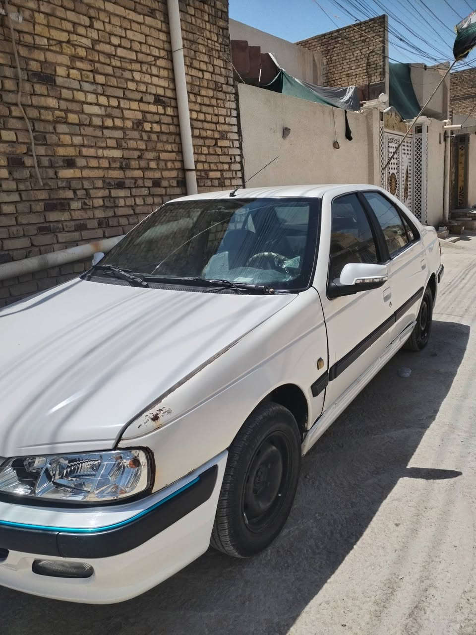 بيجو بارص 2013 مكفوله كير ومكينه وحداديه وصدر وتخم تاير تبريد ثلج كهربائيته كله شغاله لا ضربه ولا تبديل راعيه بل عماره السعر 35 وبيه مجال قليل اتصل ***********
