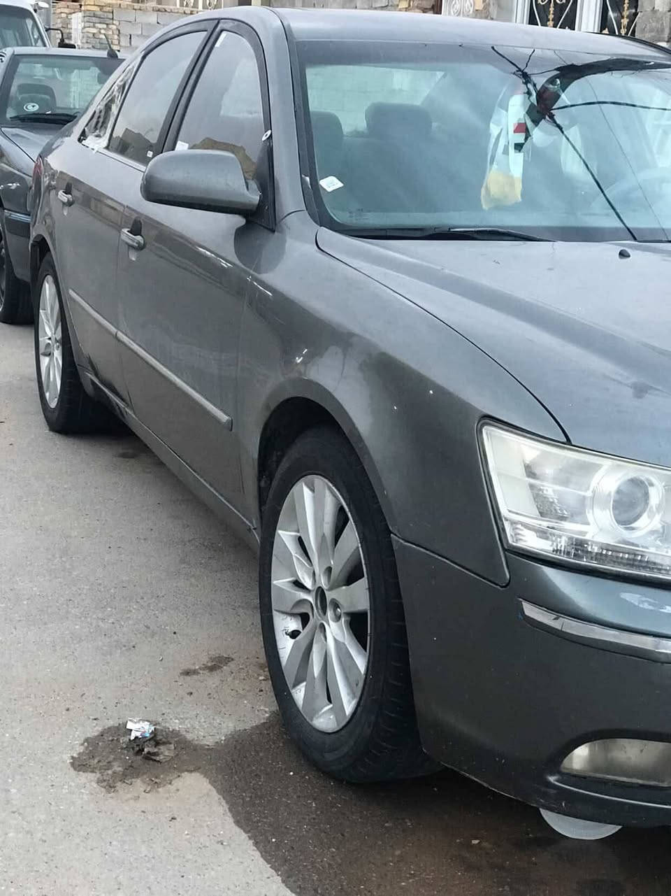 بسم لله الرحمنٰ الرحيم
السلام عليكم 
سوناتا 2009
لمتدد
فول موصفات 
فتحه طكتين
كشن كهرباء
مثبت سرعه
تحكم ستيرن 
تدفئه كشنات اماميه
تبريد ثلج
مكينه 3300
رقم بغداد باسمي انكليزي
سنويه 27
وارد امريكي بدون دواخل مكفوله
مصبوغه عام اثر جراد وتكشير 
مكينه بيها خيط بخار 
ترايل للبصره وشرط 200
بيها نواقص قليله جداً
السعر 83 وبيها مجال
العنوان/ واسط طريق بغداد كوت ناحية (تاج الدين) 
للاسفسار/***********
