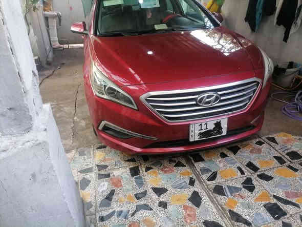 السلام عليكم 
اللهم صل على محمد وآل محمد 
سوناتا رقم بغداد الجديد هزة رقم جديد موديل 15 وارد امريكي بدون حادث كلين تايتل مكفولة من الضربة والصبغ بجم كبس جنطة كبس صار بية بلعراق  جوة قبق البانزين صبغ  تقريبا شبر وشوية اثر شخط مال تكتك وصبغتة على كدة بشرط بدون داخل ولا دكة  الباقي مكفول كفالة عامة كشر دواخل كير محرك جديد شديتة صدر جديد طستة ناعمة ايرباكات كلهن سليمات تخم تاير جديد 
مواصفات 
مانع انزلاق 
كامرة خلفية 
وضعيات قيادة سبورت ايكو نورمال تحكمات ستيرن عداد ليزري 
وباقي المواصفات معروفة عارضة 
130 ورقة 
وبية مجال حك الجية السيارة جديدة وكشرة جديد ونصبتة حلوة مكاني بغداد هذا رقمي بي واتساب*********** اقراء المنشور زين كلة البية حجيتة مابية اي نقص السيارة مال بيت وما متعوبة وجاهزة   رقم الشاصي موجود بلمنشور وعندي سونرها وبخدمتك بغداد
