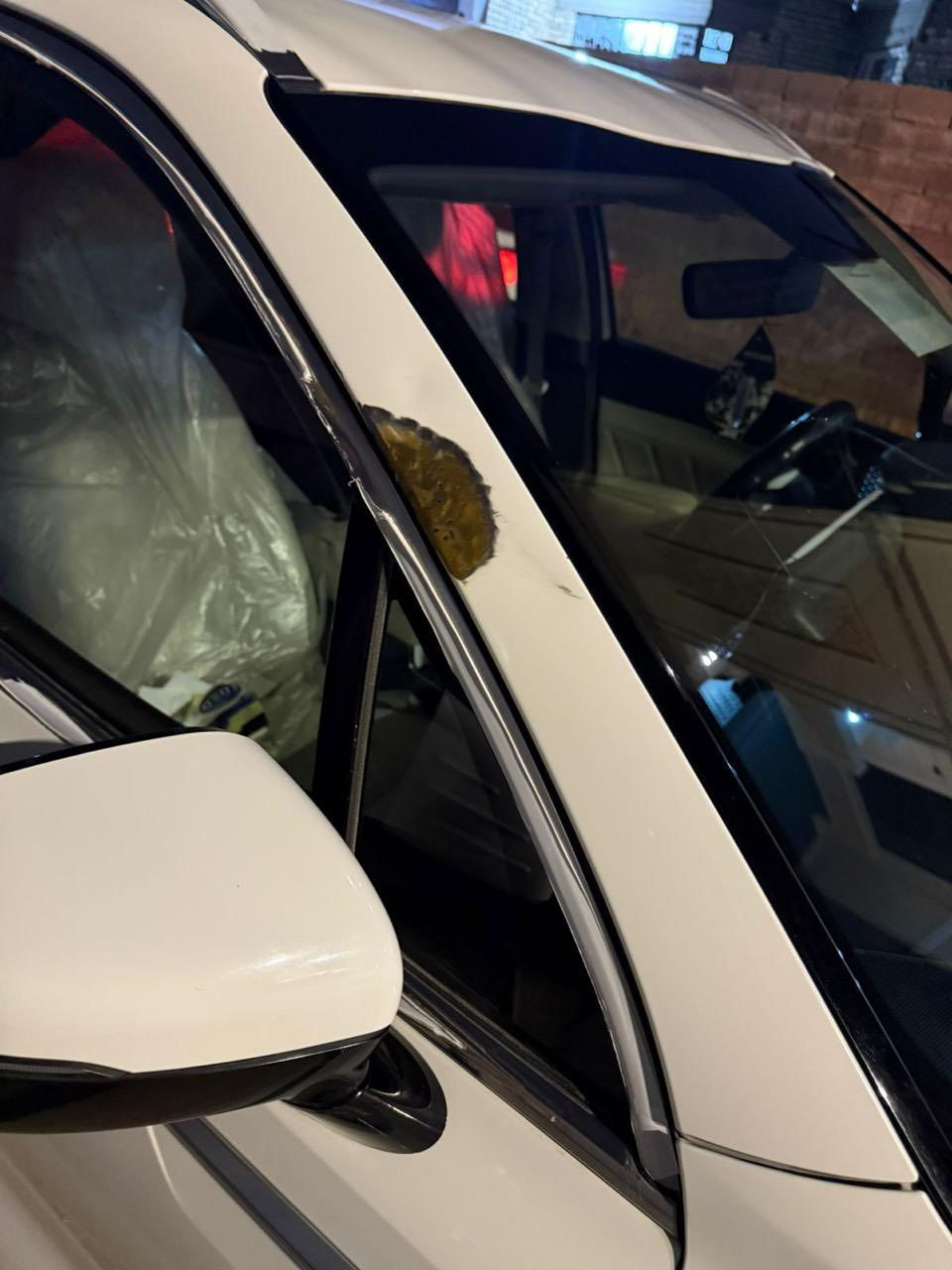 سورنتو 2021 خليجي مكفولة
من الصبغ بيها حالوب بسيط وضربه معدله بارد  بدون صبغ موضحه في الصور 
فول مواصفات عدا بانوراما
مكينة 6 سلندر 
ماشية 49 الف 
كشن السائق كهرباء  وجانب سائق كهرباء
جلد
جنطة كهرباء 
شاحن لاسلكي
شاشة 
 4 كامرات
لايت ٤ عدسات
السعر ٢٥٥ 
المكان بغداد
للاستفسار 
0770 487 2197
