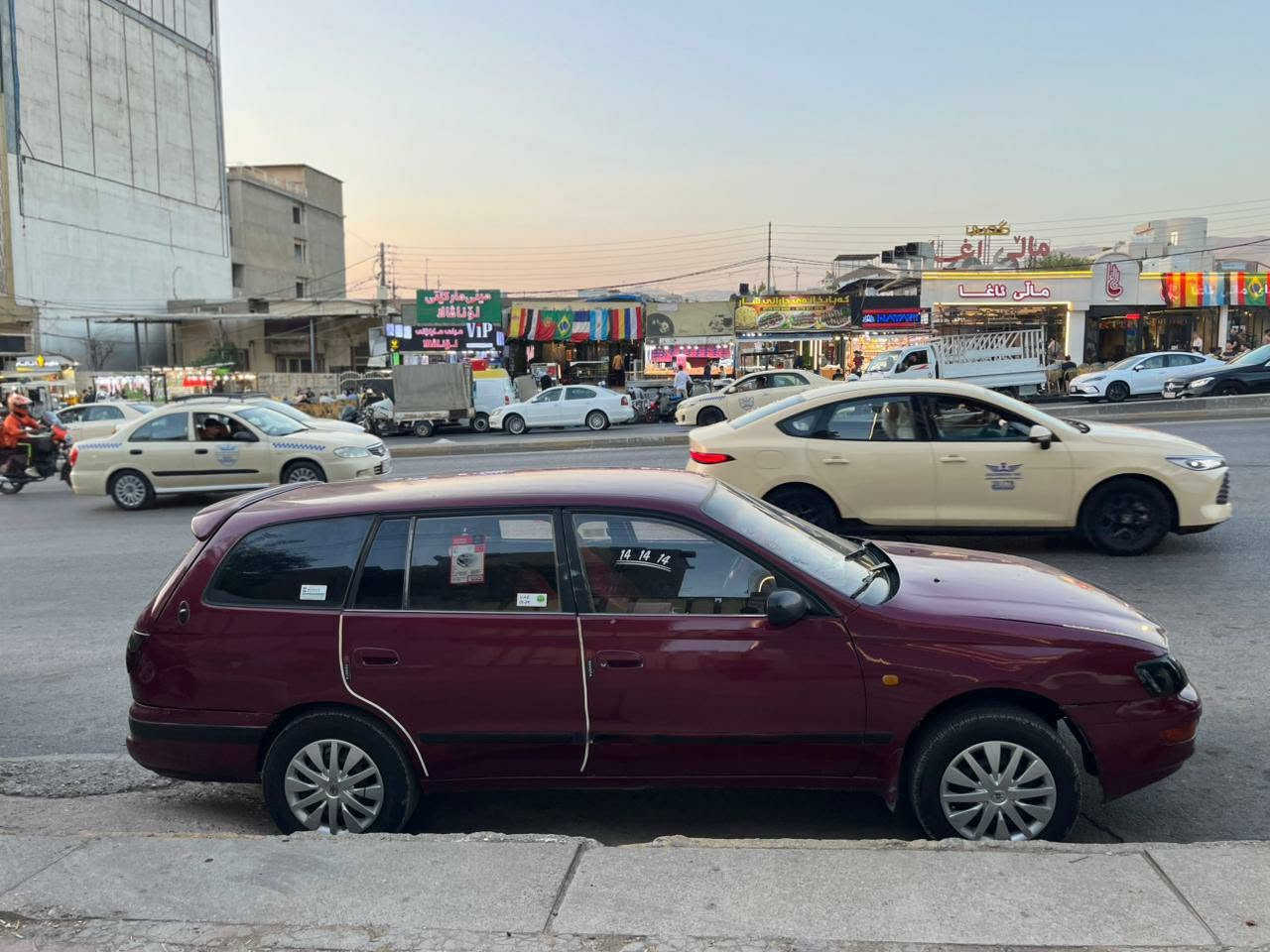 کرۆلا ستیشن مۆدێل 2000 🇯🇵🇯🇵  گێڕو مەکینە بەشەرت مەکینە 20چواربستۆن ماشەڵا زۆر بە هەڵمەتە کارەبای مەزبوتە چوار جام کارەبا🌼🌻کۆمپرێسەری تەبریدی لەسەرە بەس  غازتێکردن  و تۆزێ چاکردنی کارەبای ئەوێ 🥶 شاشە ئایپاد و بلتوس 🌾🌼تایە و ویلی لۆک🌻🌼 ماشەڵا هەیکەلی زۆر جوانە 🌻🌼 سعری 27وەرەقەو  مەعامەلە  *********** السليمانية, العراق
