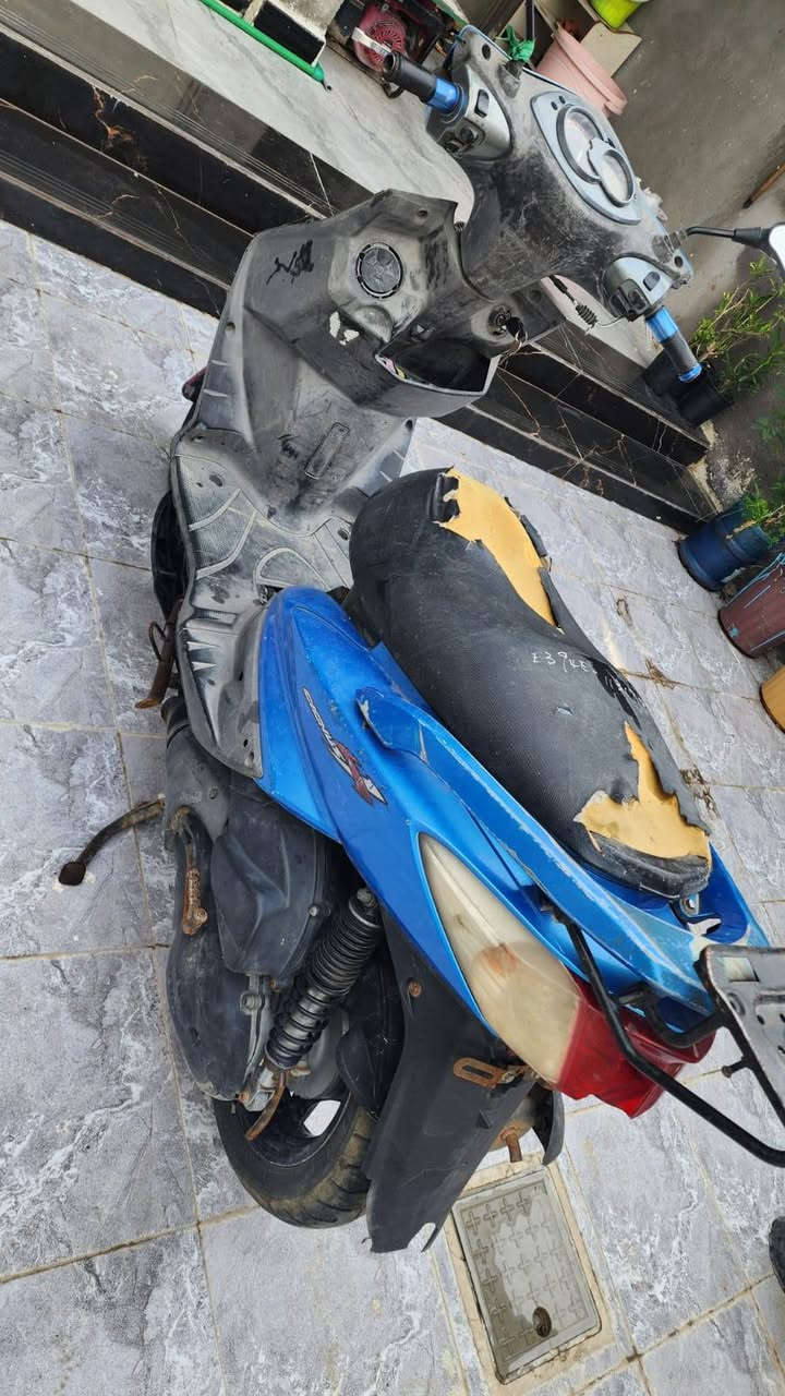 سكنس نظيفه كوري نثيه شغال بس باتري شويه ضغيفه سعر 400 مكان بغداد الشعب شراي يدخل الخاص بغداد, العراق


**إذا كنت صاحب هذا الإعلان وتريد حذفه لأي سبب، رجاءا أرسل رسالة إلى الدعم الفني**