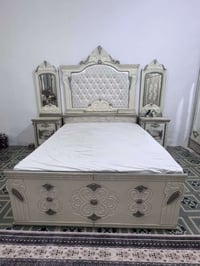 غرفه نوم للبيع  خشب عراقي  تصميم تركي السعر مليون900 رقم 07777476420 0...