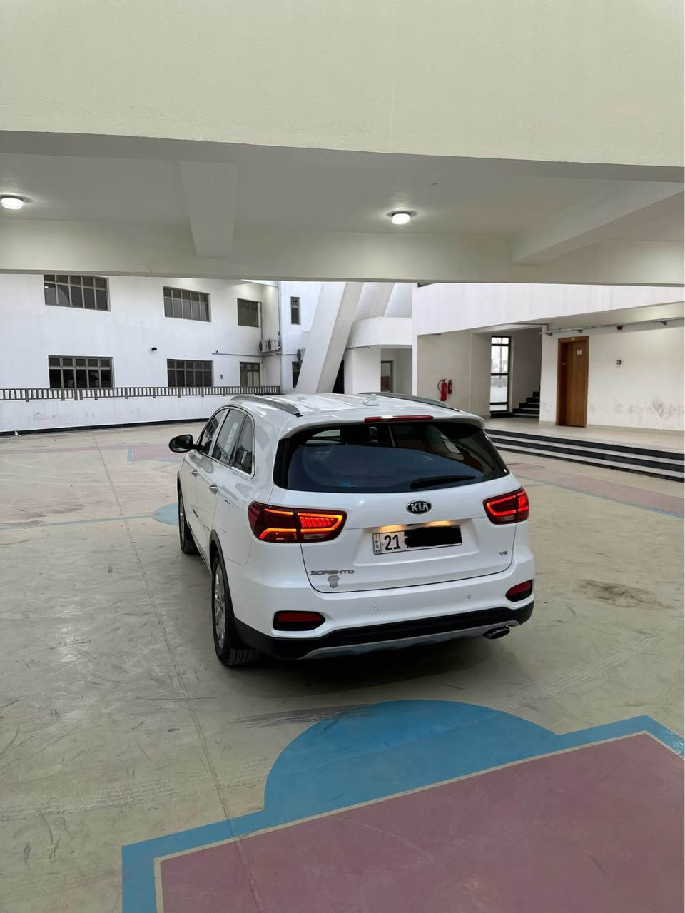 السلام عليكم 
كيا سورنتو خليجي
موديل 2020
رقم سليمانية شمالي
سنوية وهزة ولوحات جدد 
سنوية لل2030
مكينة 6 سلندر 
ماشية 80 الف كيلو 
كفالة عامة ضربة صبغ تبديل بارد
حتى الدعاميات مكفولة
مكينة كير حدادة تخم تاير 
مواصفات 
بصمة 
شحن واير لس
باب جنطة كهربائي
ويل كب كروم
مري شفط 
داخل بيجي جلد 
بصمة ابواب
لايت لد زنون
العنوان /البصرة الطويسة
ه/*********** البصرة, العراق
