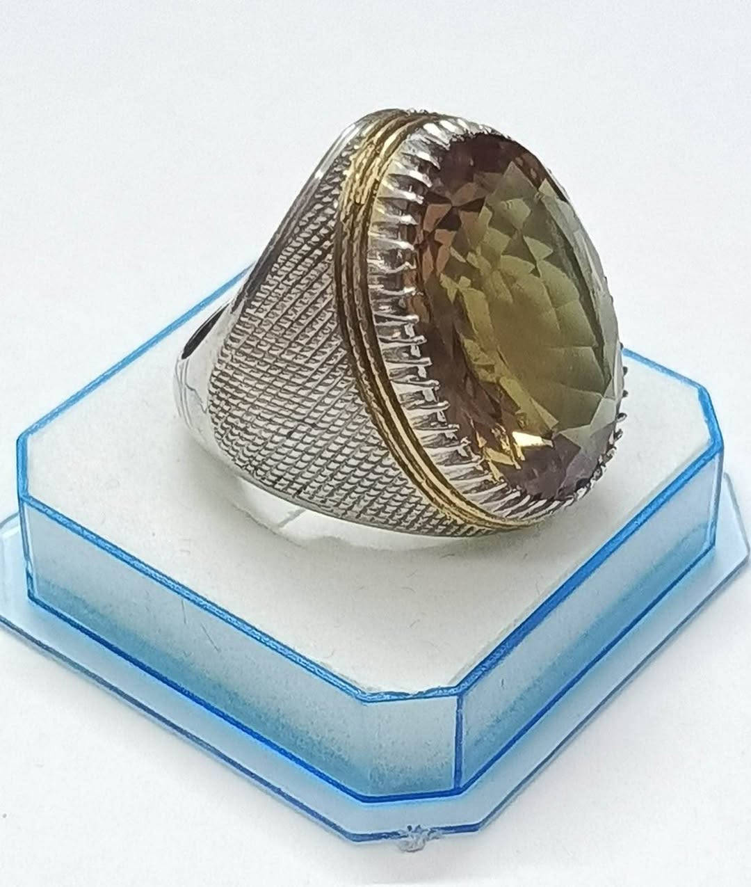 خاتم حجر السترين اصلي فضه 925 صياغه البحرين يدويه ثقيل القياس 23 السعر110الف
توصيل جميع المحافظات 5الف
*********** بغداد, العراق
