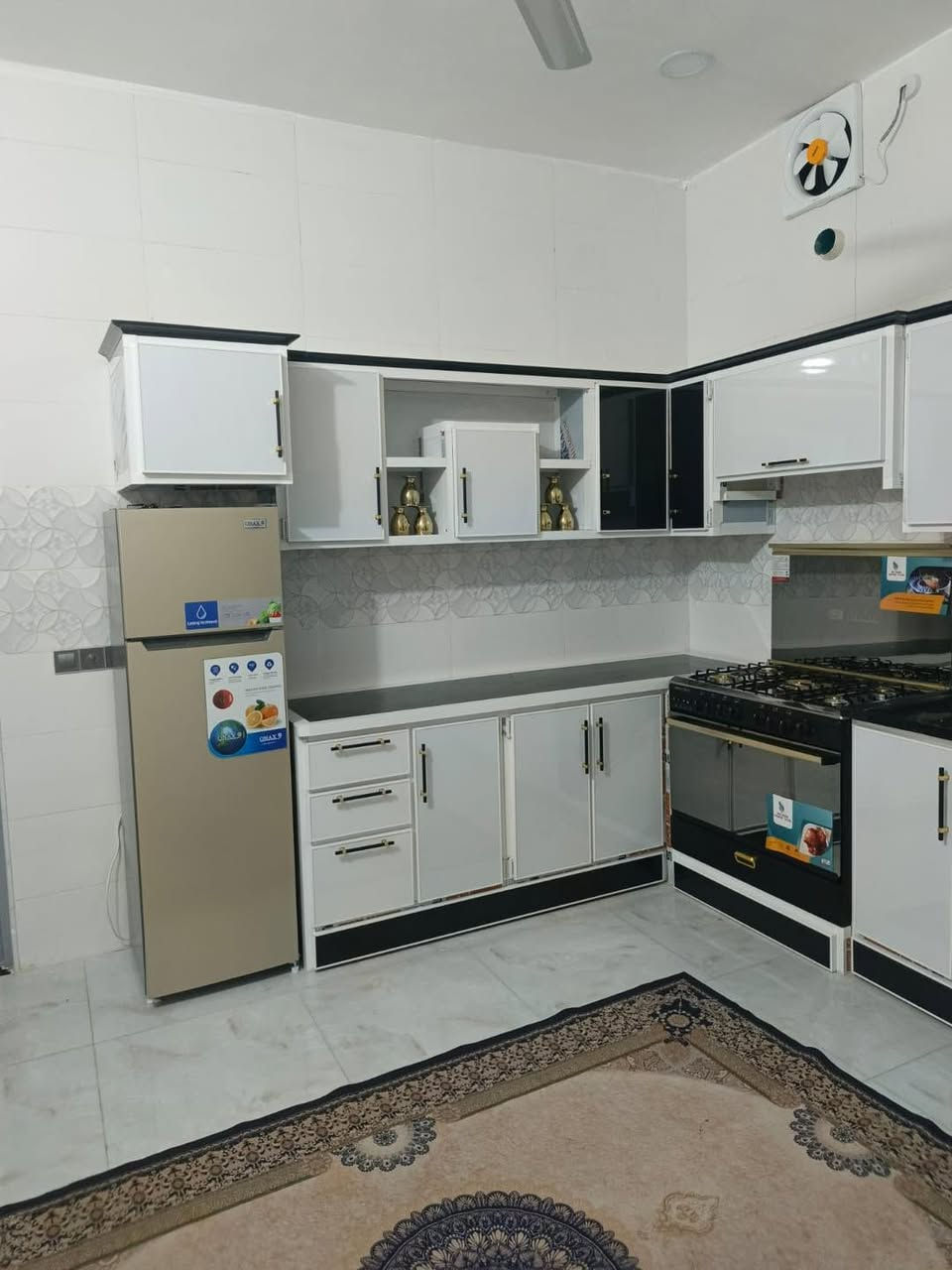 مستمرين في الأعمال اليومية 
عمل اليوم كاونتر المنيوم في قرية العبارة دار الاخ علي آل مسرهد   
        الحاج سيد ميثم للألمنيوم 
كاونترات محجرات بيبان شبابيك بكافه الأنواع 
بأدارة :الحاج سيد ميثم بهية   
للتواصل خاص او الاتصال على الارقام التالية
☎️(***********)
☎️(***********)
