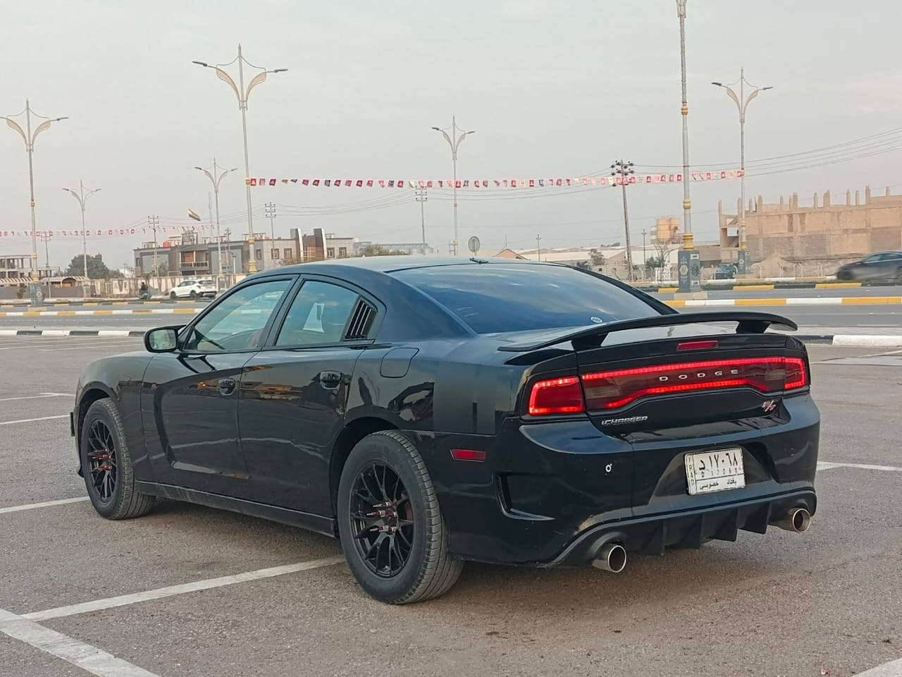 سلام عليكم سياره نوع جارجر موديل 2014 وارد امريكي حادثه جاملغ او باب فقط بدون دواخل نص فوال شاشه كامره حساسات امامي خلفي تحكم ستيرن جهتين كشنات كهرباي جلد تبريد قطعتين كفاله عامه كير مكينه حداديه تخم تاير تبريد كفاله من ضربه او تبديل او صبغ عده الحادث مكينه حجم 6ستندر 3600العنوان كربلاء السعر 143بيه مجال رقم الهاتف***********
