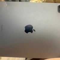 ايباد ١١ جيل رابع M2 بطاريه فحصتها قبل شهر ٩٥ بي فقط هاي ضربه كلاس الش...