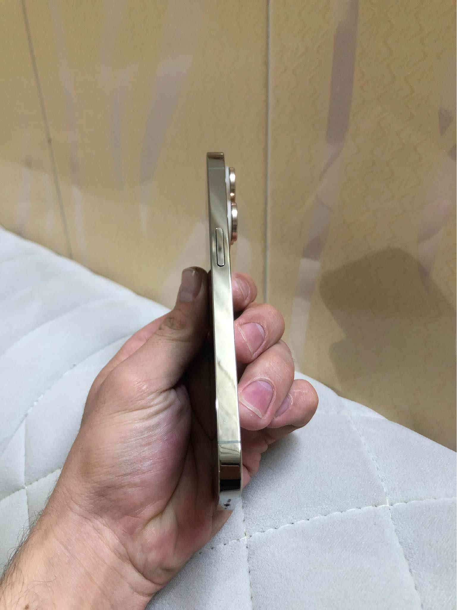 IPhone 14 pro
لۆک زۆر زۆر پاک
ڕەنگ gold 
128 گێگابایت 
1 sim 
پاتری 79
شەحنێکی 25 هەزاری لەگەڵە 
کارتۆن خۆی لەگەڵە 
ZD/A
هەموو گیانی ئەم مۆبایلە بە شەرت 
بەشەرتی هەواو کۆمپیوتەر 
نرخی 430 $ دۆلار
***********
واتساپ ڤایبەر السليمانية
