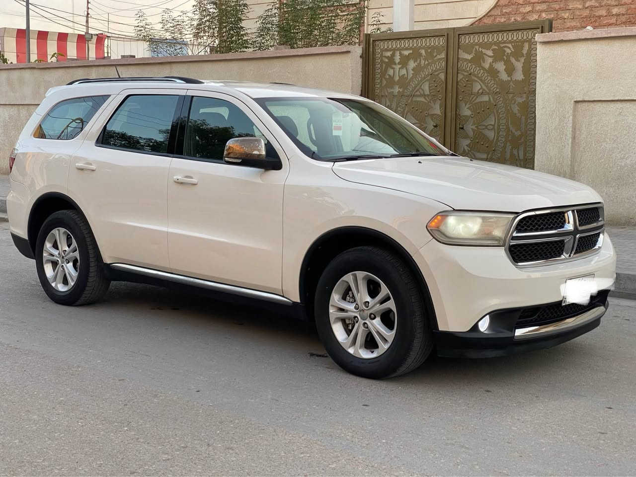 السلام عليكم دوج دورنكو 2011 رقم بصره للبيع السياره كفاله من الضربه بيه مكانات صبغ محرك كير تبريد كله بلشرط السعر 173 رقم الهاتف *********** مكان السياره البصرة البصرة, العراق
