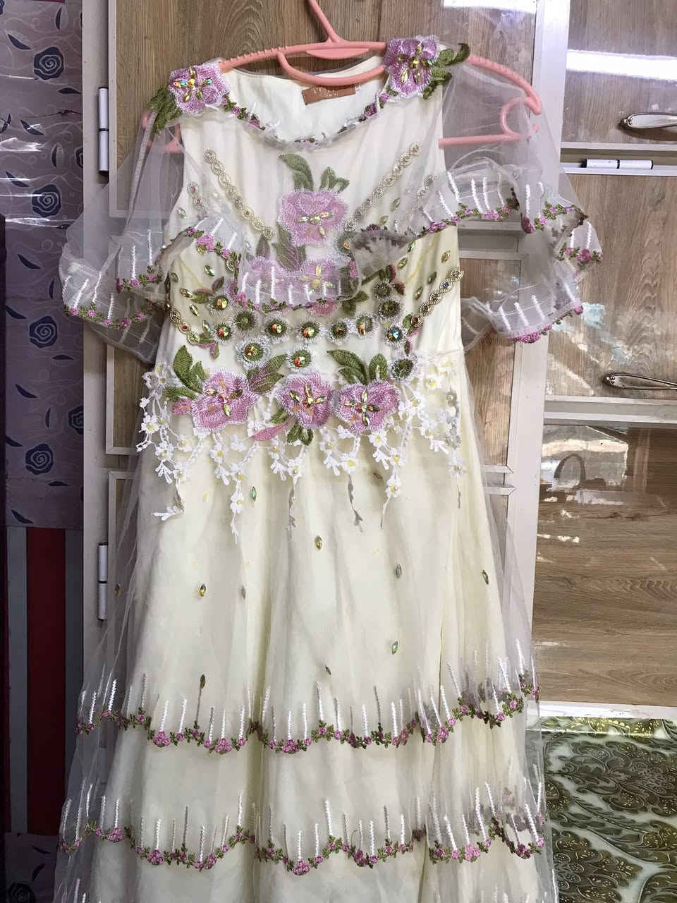 فساتين قصيره وطويله نوعيه اصليه كلش نظيفه


**إذا كنت صاحب هذا الإعلان وتريد حذفه لأي سبب، رجاءا أرسل رسالة إلى الدعم الفني**