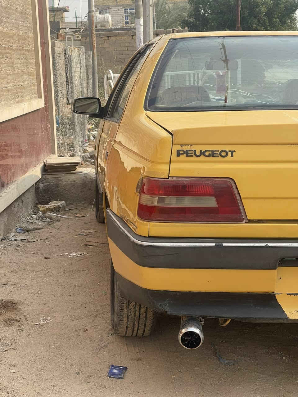 بيجو 405 للبيع تفاصيل علة هاذ رقم لحد يراسل خاص *********** مكان ناصريه مركز
