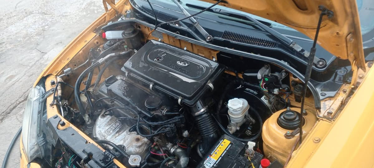 سلام عليكم  طيبه للبيع السعر خاص موديل 15
محرك كايم مضروبه صفحه تخم تاير جديد 
رقم انكليزي وسنويه جديده 
العنوان بغداد حي النصر  قرب الجسر الفرنسي  للاستفسار 
***********
