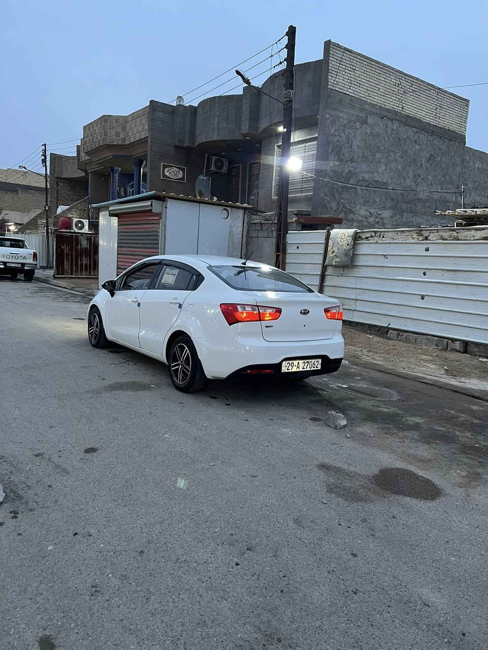 كيـا ريو 2013 كـير مكـينه تبريد كفاله بيهه 3 قطع صبغ بدون دواخل شواصي لغود كفاله تحويل مباشر السعر 82 وبيها مجال بسيط رقم الهاتف مكاني العبيدي 
***********
