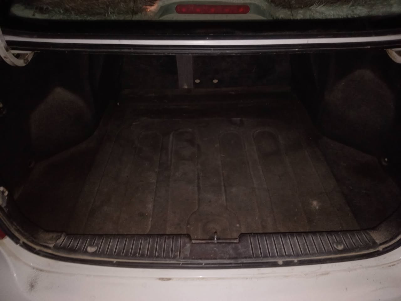 شوفرليت اوبتره رقم انكليزي بااسمي 2011 تخم تاير سستم سماعات شاشه تاب اندرويد تحكم ستيرا  كامرة خلفيه دواره كفلها من كلشي عدهه البنيد والجاملغ الايمن والايسر بيهن صبغ باقي مكفول سياره مال بيت جاهزه من كلشي التبريد نقص غاز فقط (شرط المداور) السعر 70قفل من الاخير

 ***********
