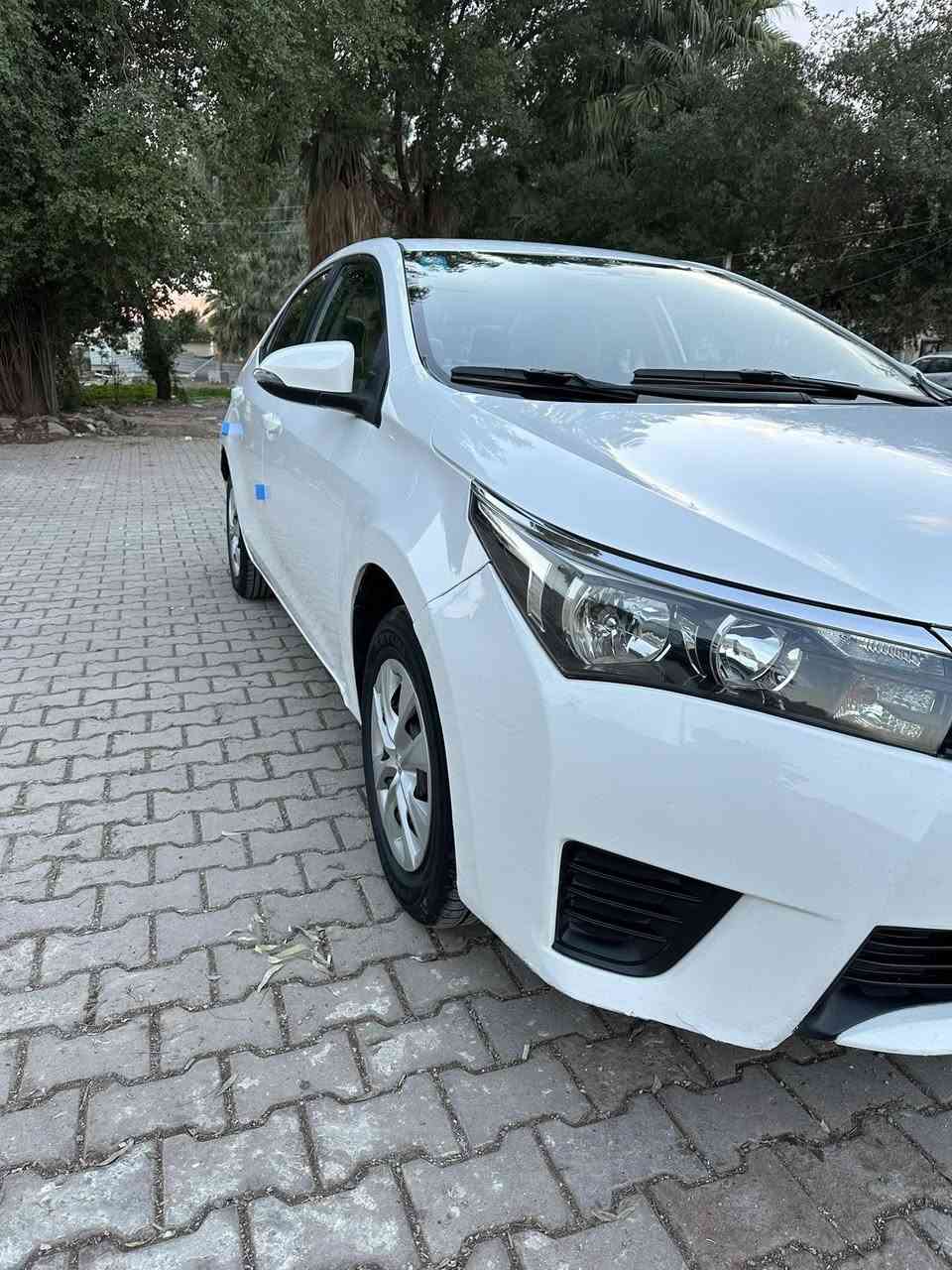 سلام عليكم للبيع كورلا 2015 خليجي رقم بغداد بسمي صبغ نصف دوسة جهة السائق وبارد كلش بسيط حافة البنيد السيارة كاملة حدادية جديدة السعر 142 وبيها مجال للاستفسار *********** مكاني بغداد الكرخ
