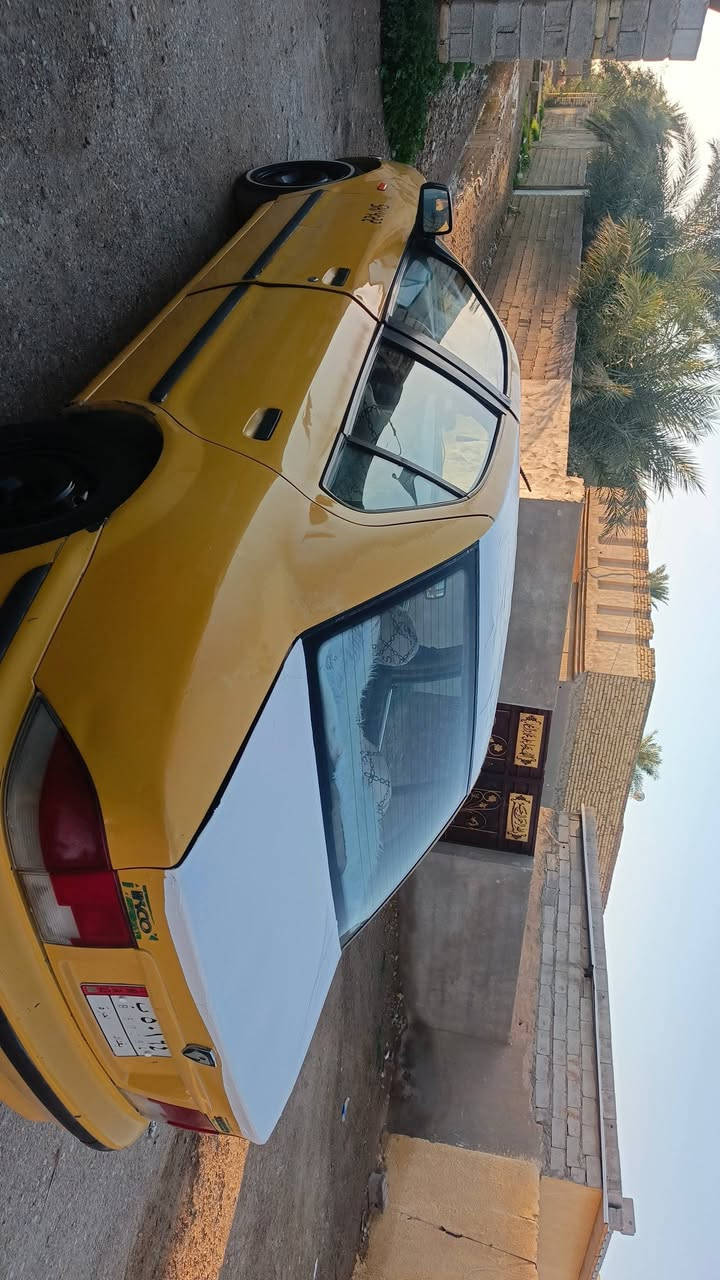 السلام عليكم ورحمة سمند للبيع موديل ١١ رقم بغداد كير مكينة  مكفولة لاتبخير او تنقيص السيارة خير من الله تحويل مباشر السنوية 27 تأخذها مصفرة هية وغرامات السعر 23 وبيه مجال قليل مكانها واسط قضاء بدره ***********
