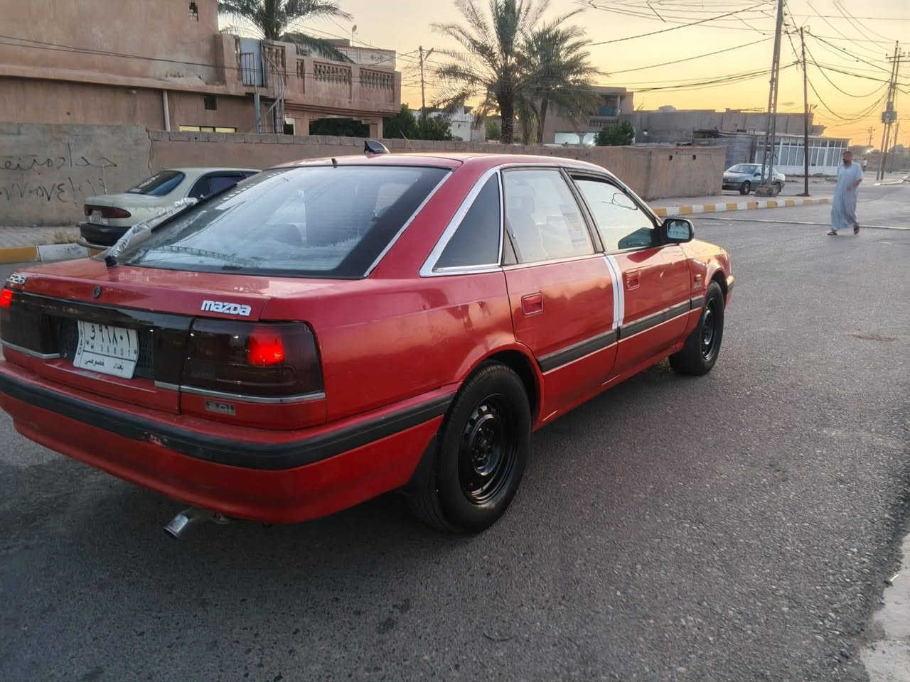 مازده 626للبيع
موديل 90 رقم بغداد
 سياره كلها بلادي بدون صبغ
  كير اوتوماتيك مكاني قرتبه
     محرك 8باخ
 رقم الهاتف ***********
