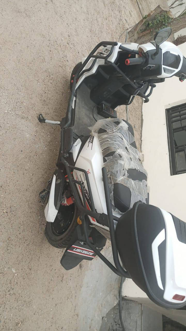 دراجه شحن للبيع جديد
بطاريات مفولات. . الاستفسار على الرقم 
***********
