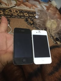 ايفون ٤اس • ابيض يحتاج بطارية • اسود شغال