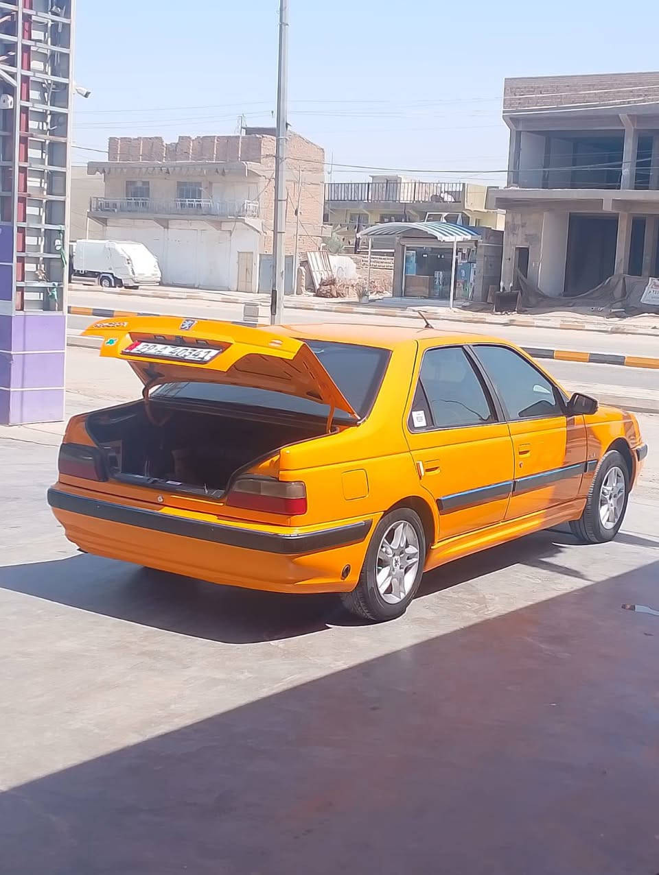 سلام عليكم سيارة بيجو بارص موديل 24 للبيع بيها فقط الباب الخلفي الأيمن مبدل كفاله من مكينه وكير وحداديه السياره حره غاز بانزين مكان الديوانيه الستفسار على الرقم
***********
