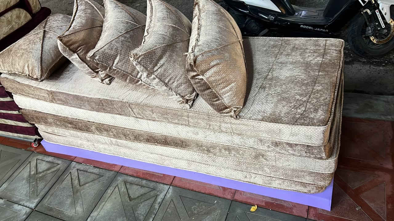 جلسه عربيه متوفر جمله ومفرد الكميه خير من الله
نوع الاسفنج ضغط عالي 
الضمان ثلاث سنوات 
الشغل درجه اولى 
نوع الاسفنج مميز اول
ارتفاع المقعد12سم
عرض المقعد70سم
طول القطعه ١٨٠سم عداد المجلس كامل 20 قطعة 
العنوان أربيل 
توجد خدمه توصيل لكافه المحافظات 
للحجز او الاستفسار راسلونا ع الصفحه 
او الاتصال ع الرقم وتساب يوجد فصال حسب الطلب ***********:***********
