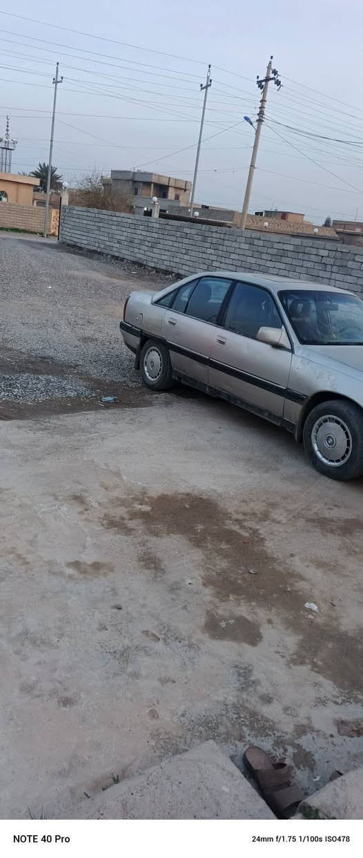 السلام عليكم اوبل فوك الموديل محرك وكير شرط فحص نينوا سنويه خضره شرط التحويل  السعر 19 وبيها مجال اتصل ***********
