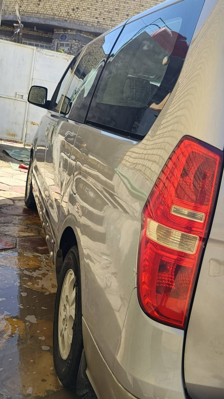 ستاركس 2014 - للبيع أو المراوس
المواصفات والتفاصيل:
​الموديل: 2014.
​الرقم: بصره (ألماني) - السنوية بأسمي وجاهزة ( لغاية 2027).
​الخط:  (ذي قار - كربلاء).
​المحرك: محرك سورنتو (أصل مسكر).
​الكير: كير مجول.
السيارة نظيفة  بيهها ضرر بسيط (جاملغ أمامي جهة السائق من كوريا).
 السعر 
​السعر: 205 ورقة (وبيه مجال للشراي).
​المراوس: يرهم مراوس بسيارة (سيدونا).
​📞 للتواصل والاستفسار
***********
