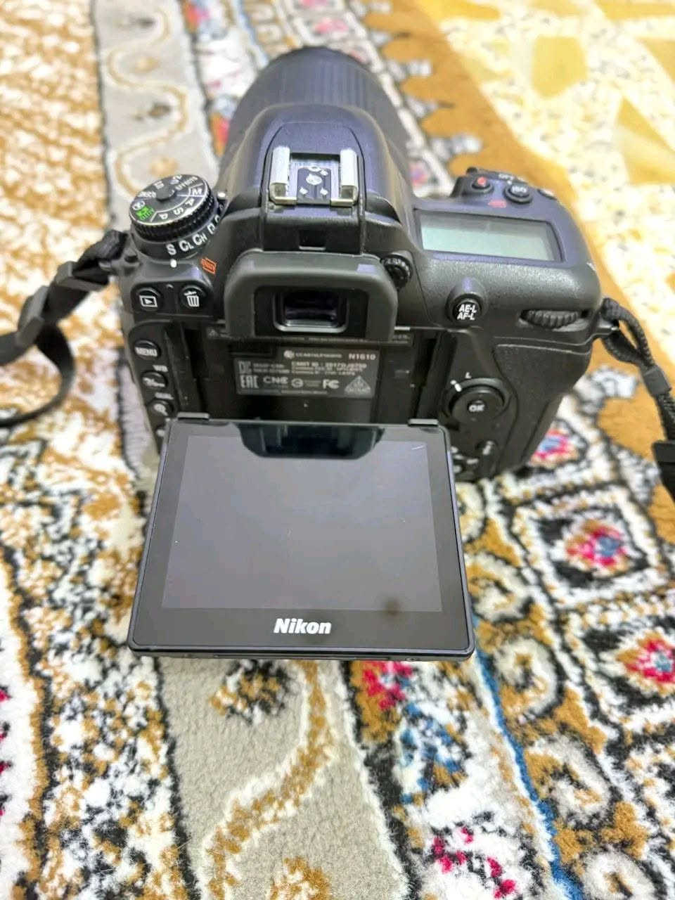 سلام عليكم 
كامره نيكون 7500 d للبيع نضافه 99 بالميه 

ملحقاتها : كارتون الكامره + بدي + عدسه الأصلية 18 140 + جنطه + شاحنه + بطارية + حزام كتف 

السعر 925 ألف وبيها مجال بسيط 
ومتوفر شركات توصيل


**إذا كنت صاحب هذا الإعلان وتريد حذفه لأي سبب، رجاءا أرسل رسالة إلى الدعم الفني**