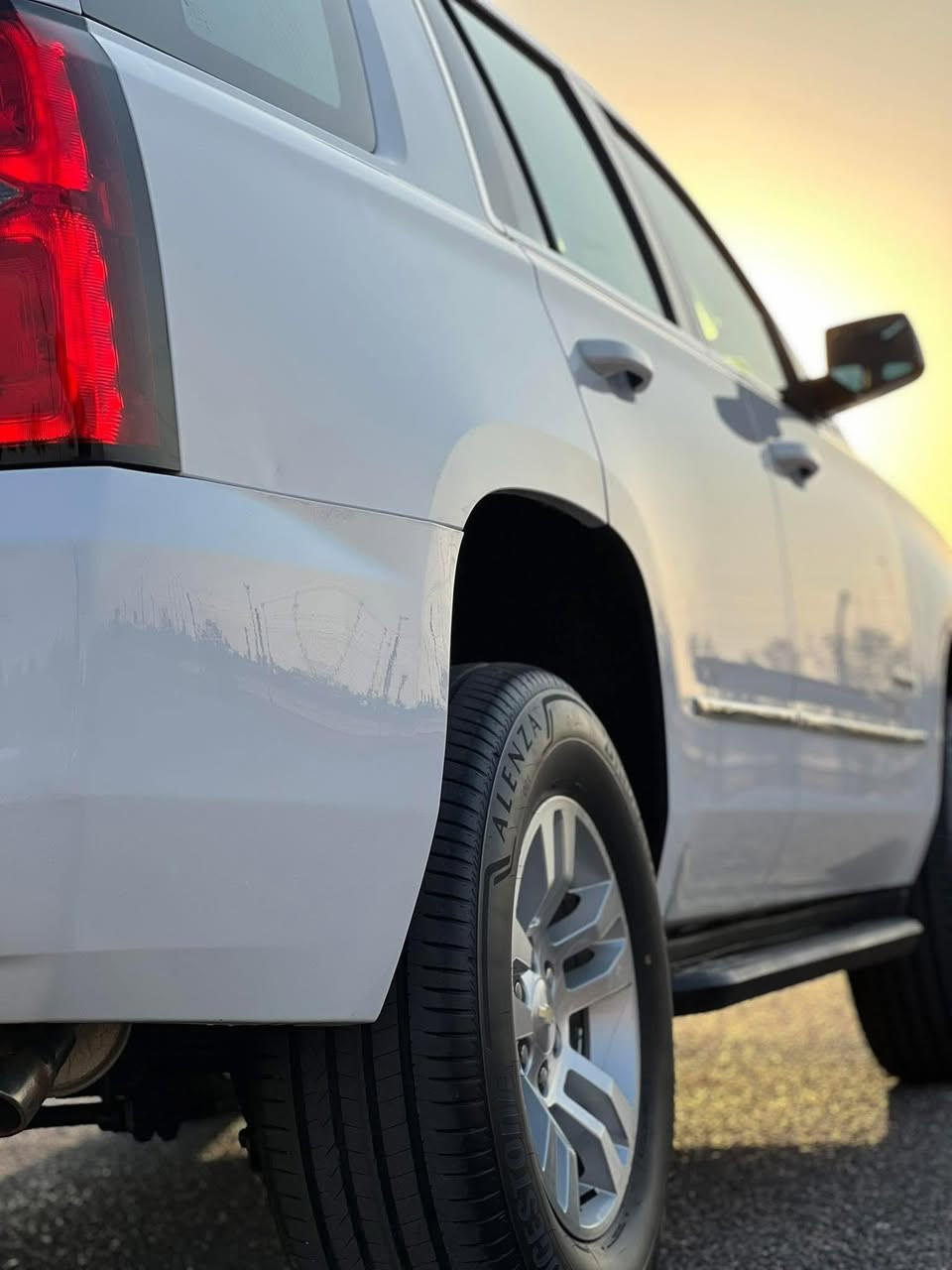 السلام عليكم تاهو موديل 2015 خليجي وكالة منصور رقم اربيل الجديد مواصفات LT1 فول ما عده البصمه فتحه سقف كشنات جلد كشنات كهرباء كشن رجاج حساس امامي خلفي قاصه ماشيه 129 KM جاهزه السياره من كلشي  تخم تاير برجستون السياره جديده 
السعر 320
العنوان البصره 
رقم الموبايل ***********
