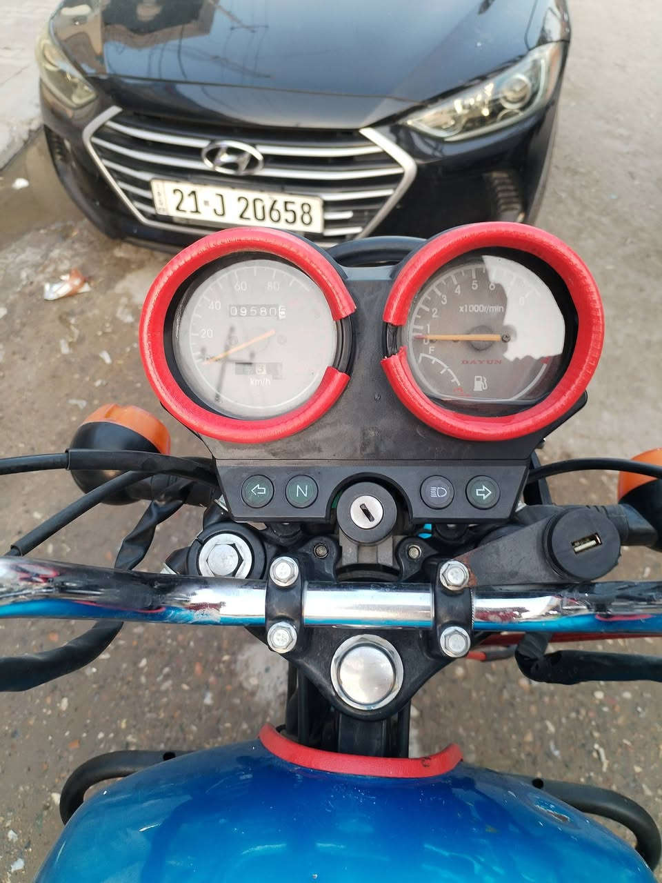 السلام عليكم دراجه للبيع دايوان موديل 22 دراجه خير من الله الماكينه كل شيء مقفوله  العنوان بعقوبه الاتصال على هذا الرقم واتساب ***********
