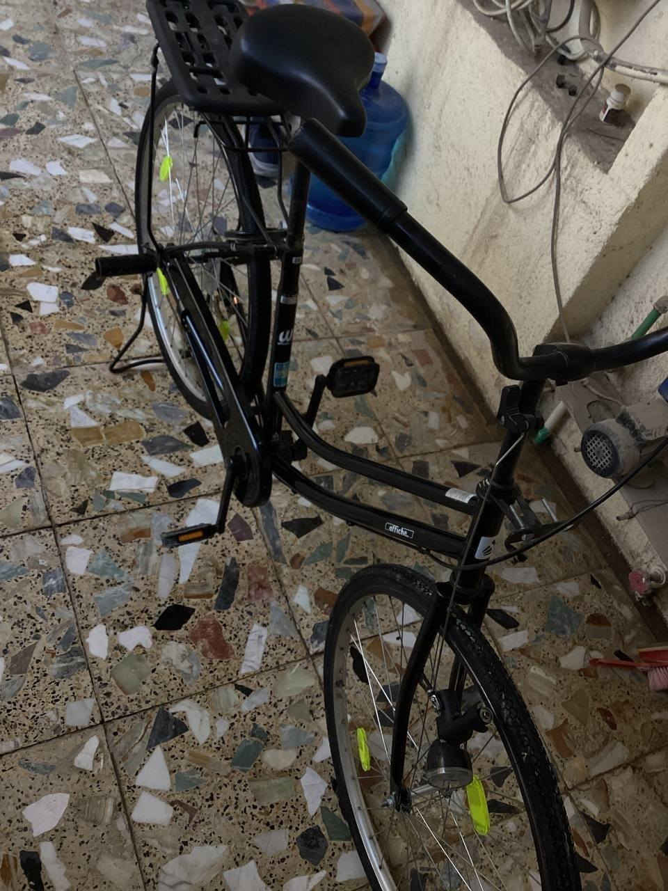 سلام عليكم سعر  150 لبيع امروس بسكل حاوي بسكل بخفت الريش نضفت100 مكاني نجف


**إذا كنت صاحب هذا الإعلان وتريد حذفه لأي سبب، رجاءا أرسل رسالة إلى الدعم الفني**