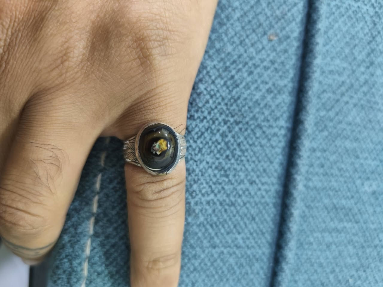 السلام عليكم اخوتي اصحاب الذوق محابس صياغه وحجر متعوب عليهن الله يرحم والديكم المايعجبه سعر لايكسر بيهن .ياقوت مطعم زفير ١٢ حجر اضافه ذهب ٢١ غرامين ونص سعر ٥٠٠ قفل / زمرد كولمبي ١٤٠ /خاتم زفير ٨٥ / جزع قديم ٣٠ /سليماني نادر كلش ٥٠ /جزعه يمانيه منحوت صوره ابوالفضل العباس ع ١٢٥


**إذا كنت صاحب هذا الإعلان وتريد حذفه لأي سبب، رجاءا أرسل رسالة إلى الدعم الفني**